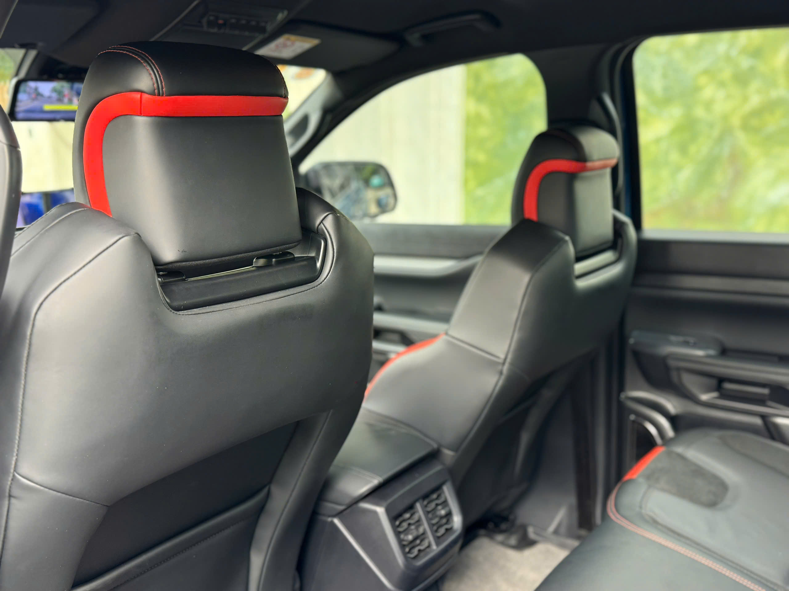 Cần bán xe Ford Ranger Raptor 2.0L 4x4 AT sản xuất năm 2024, màu xanh lam, xe nhập