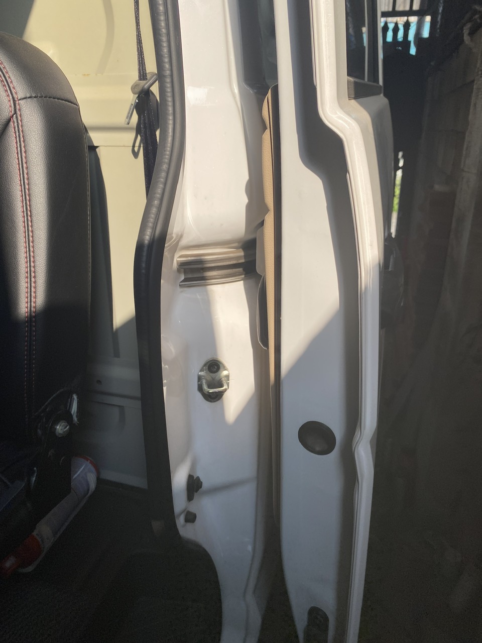 Chính Chủ Cần Bán Xe Vận Tải 5 Chỗ Đời 2023