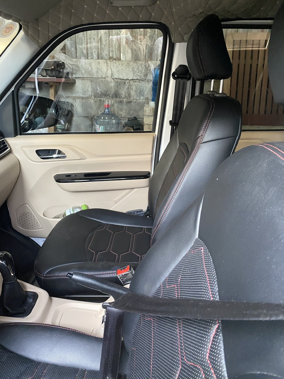 Chính Chủ Cần Bán Xe Vận Tải 5 Chỗ Đời 2023