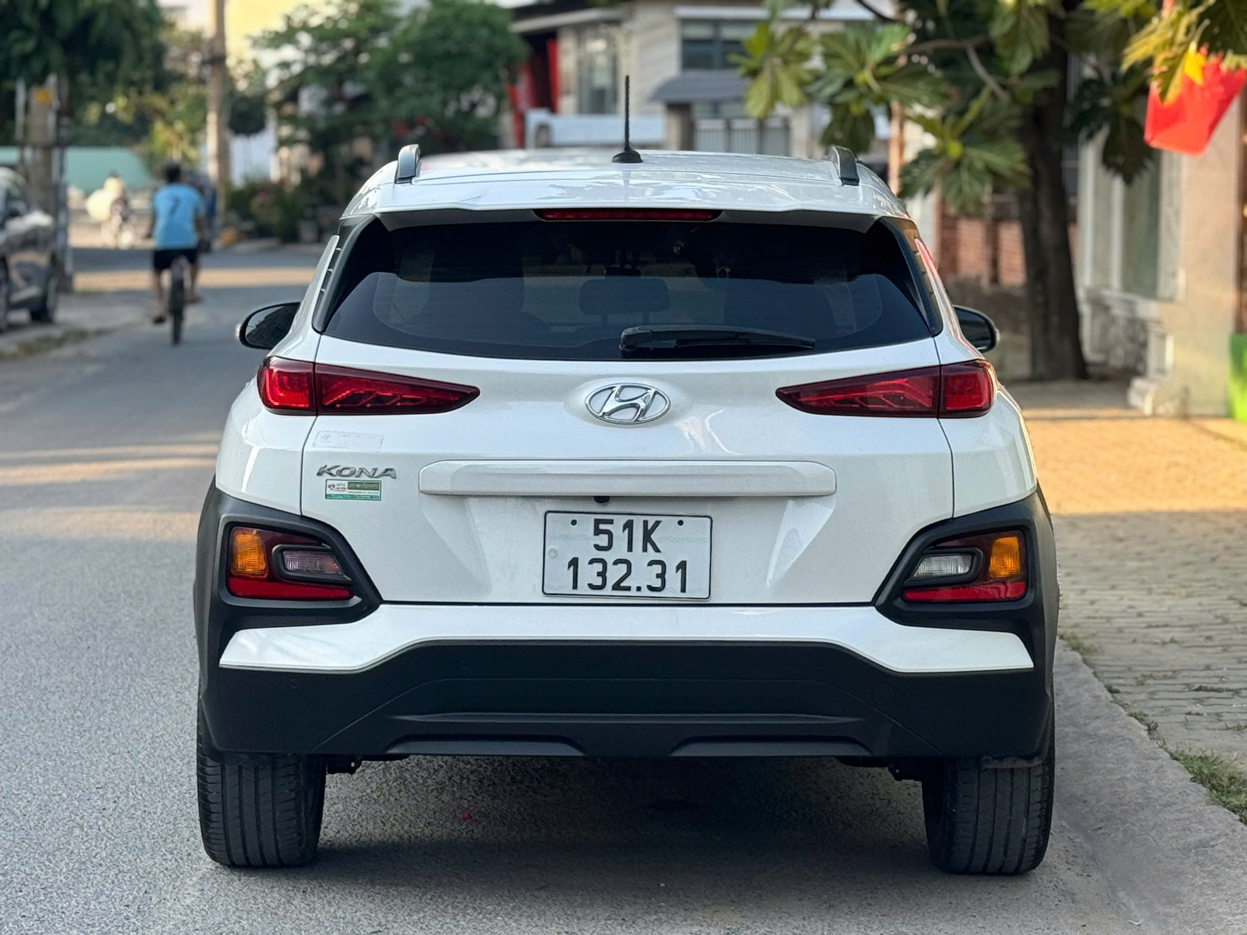 Bán ô tô Hyundai Kona Đặc Biệt 2.0 AT sản xuất 2022, màu trắng, 530tr