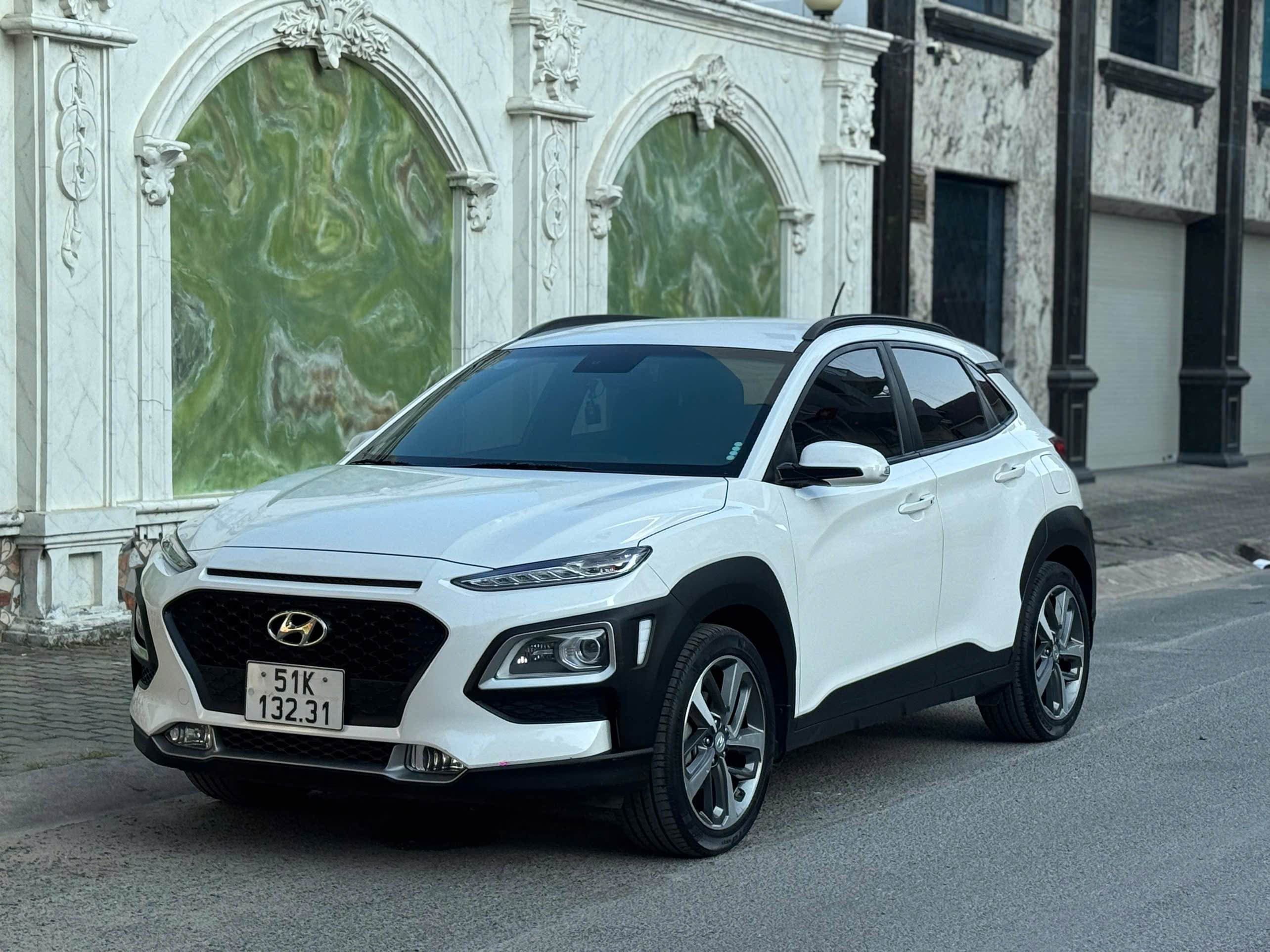 Bán ô tô Hyundai Kona Đặc Biệt 2.0 AT sản xuất 2022, màu trắng, 530tr
