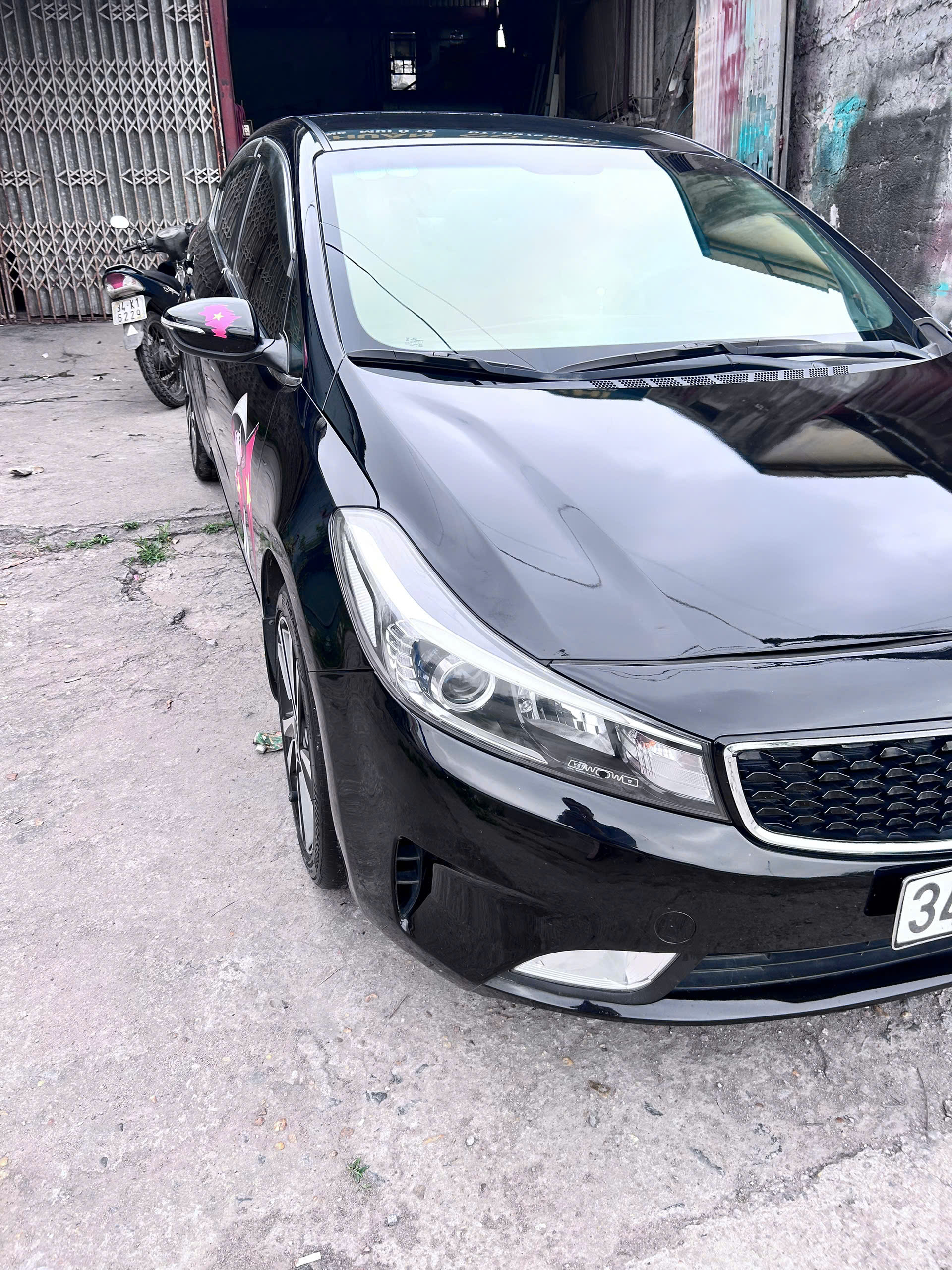 Kia Cerato 2017 bản số sàn, xe cá nhân sử dụng kỹ nên còn rất đẹp.