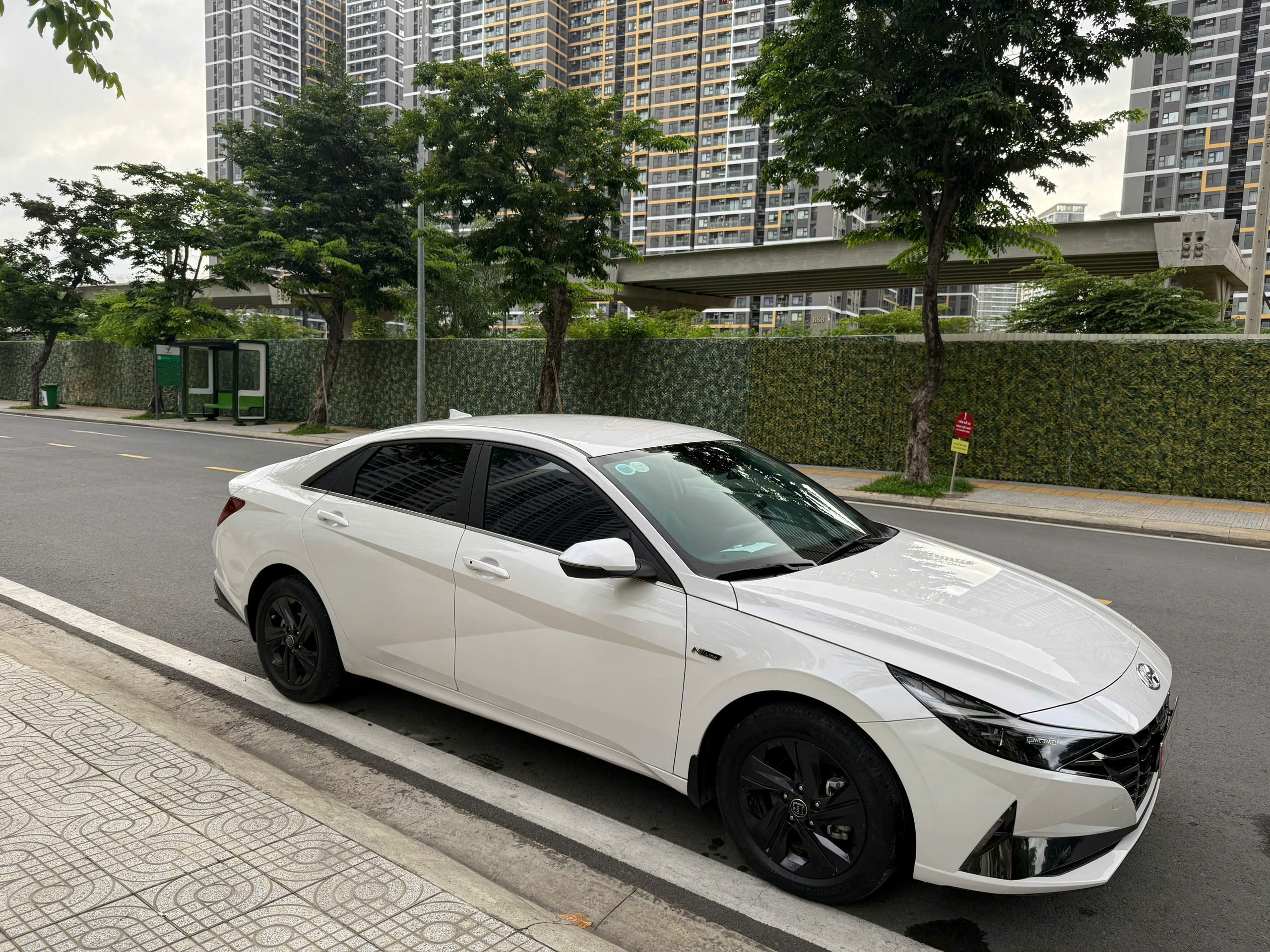 Phiên bản: Elantra 1.6 Đặc Biệt