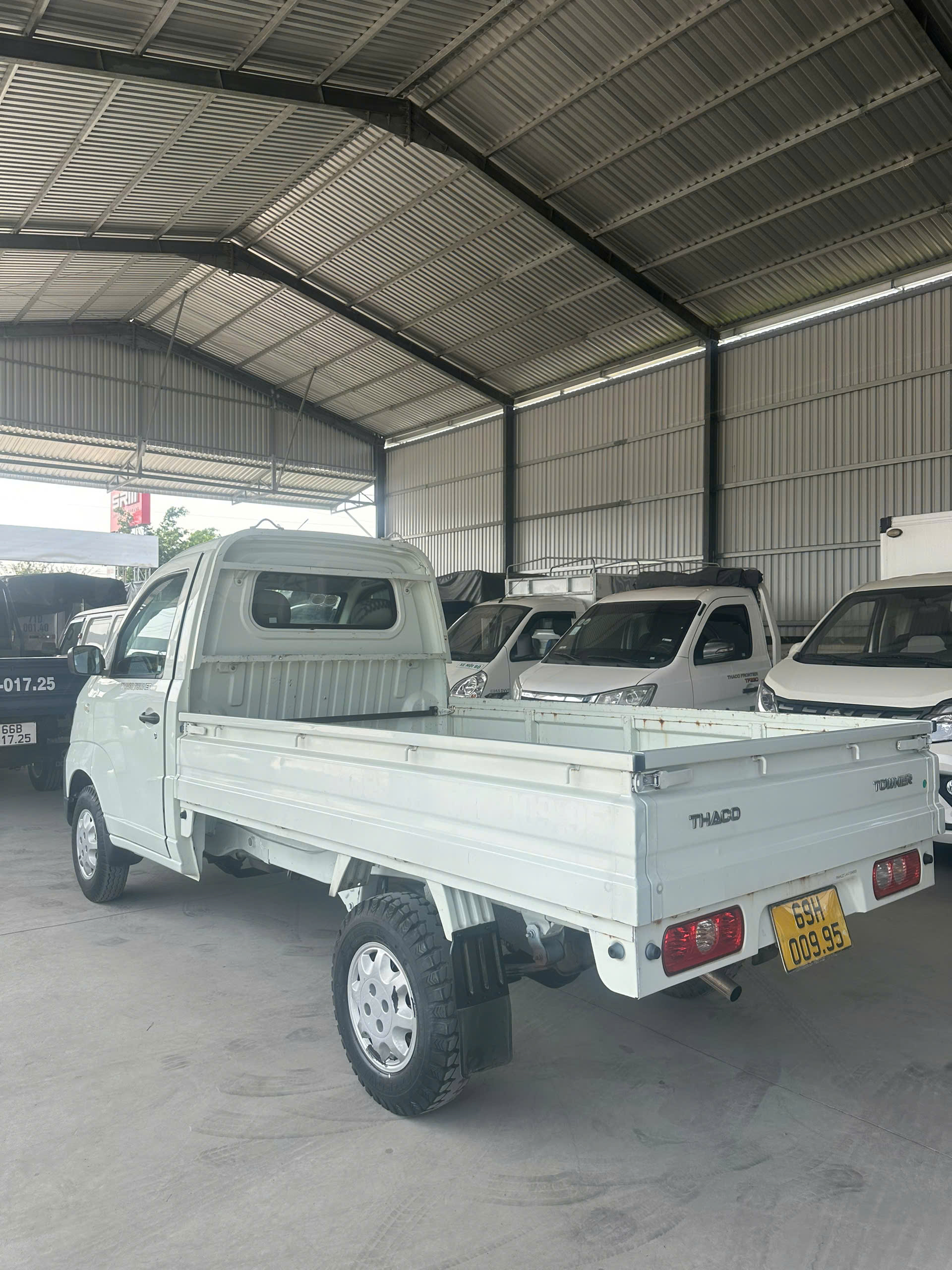BÁN XE TẢI NHẸ THACO TOWNER 990 – GIÁ TỐT