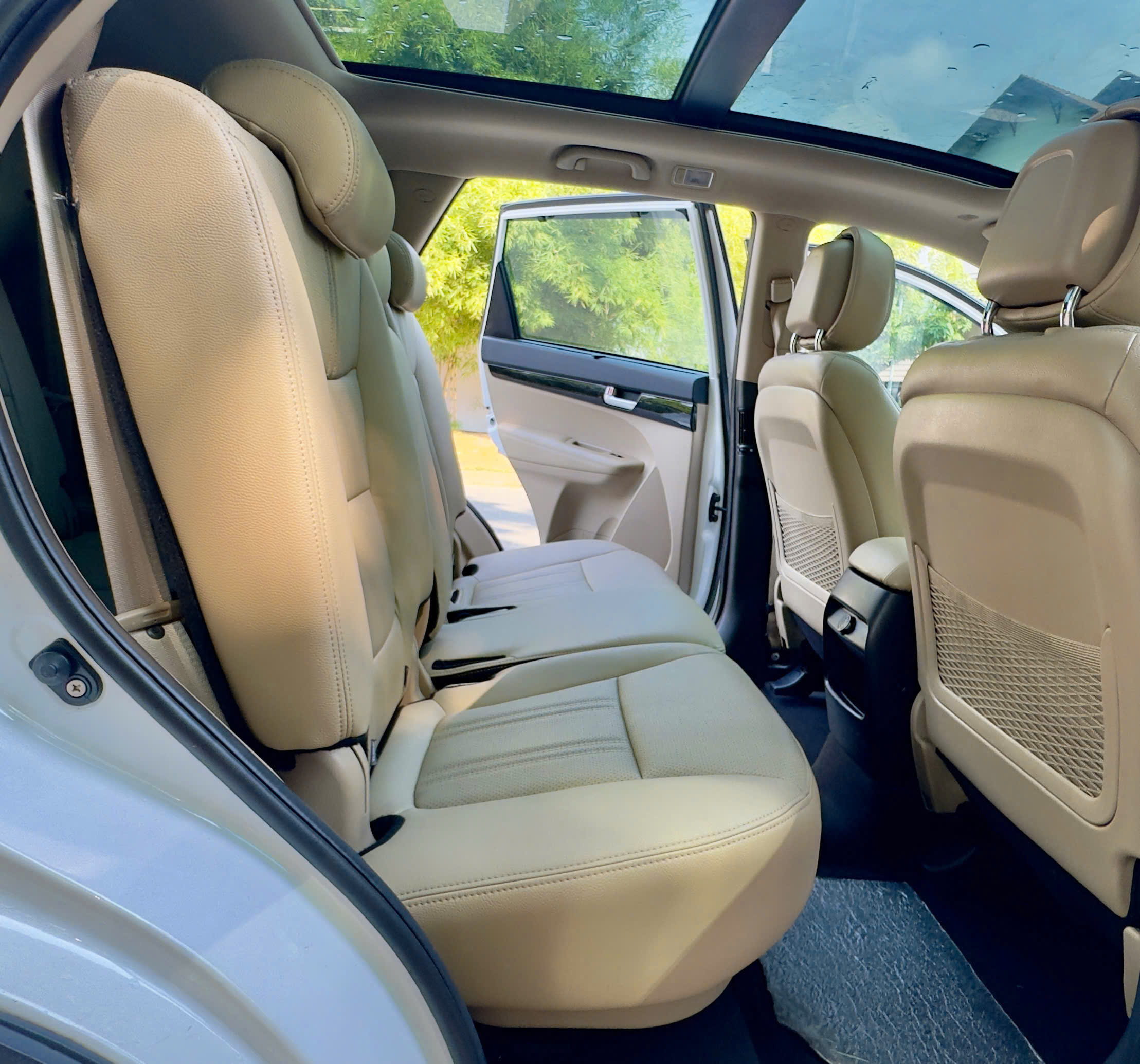 Bán Kia Sorento DATH Full máy dầu sản xuất 2019, màu trắng