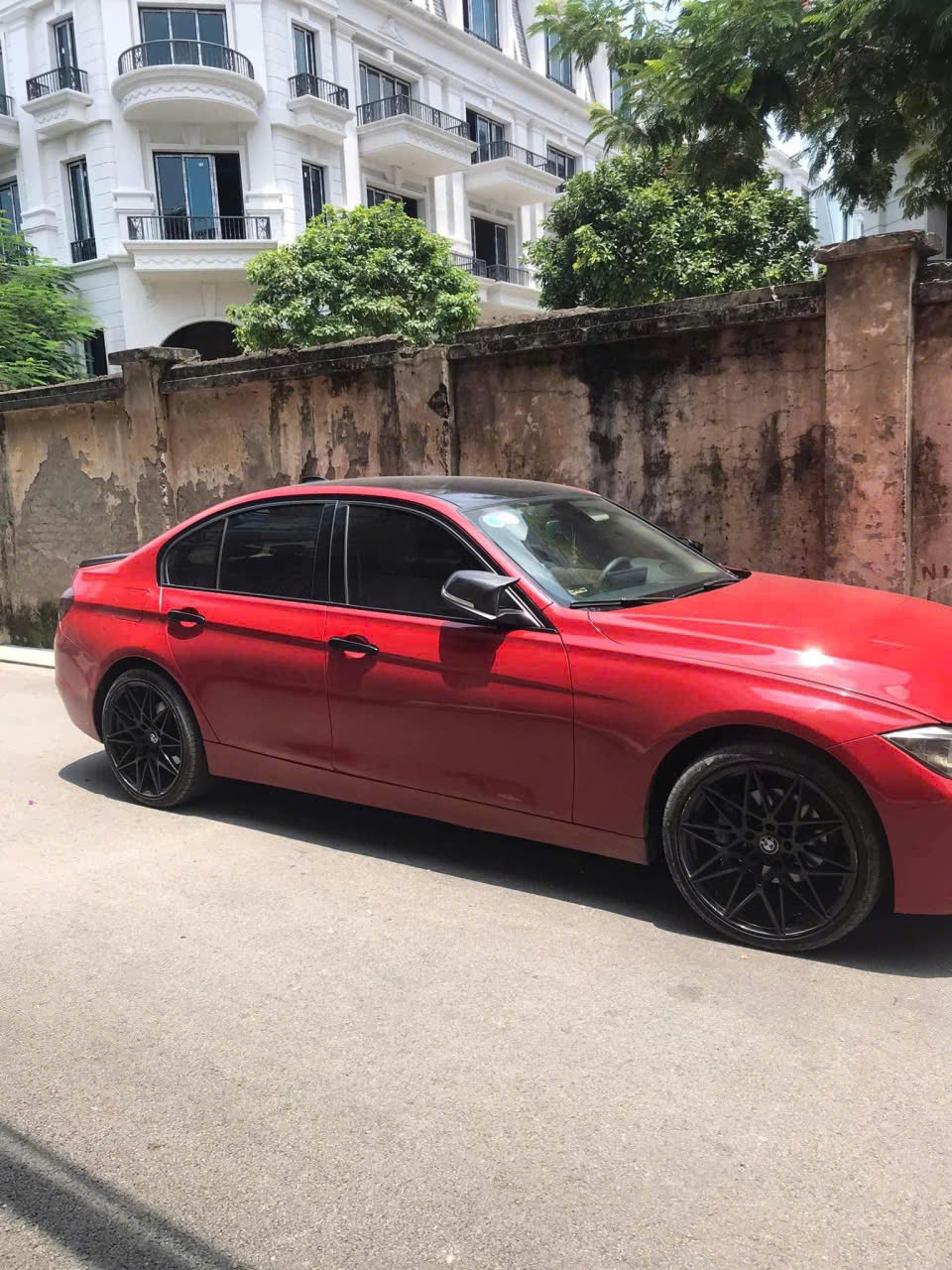 BÁN BMW 320i 2013 MÀU ĐỎ – XE ĐẸP, GIÁ TỐT
