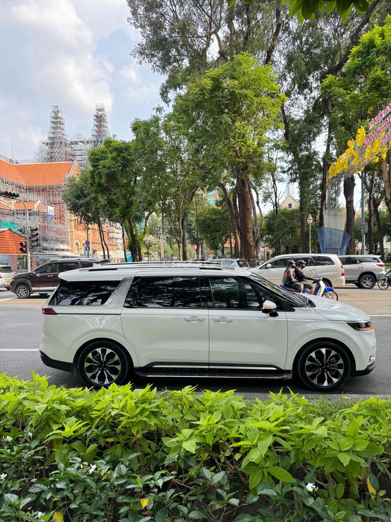 Bán Kia Carnival Signature 2021 – Logo Mới – Trắng Tinh Tế