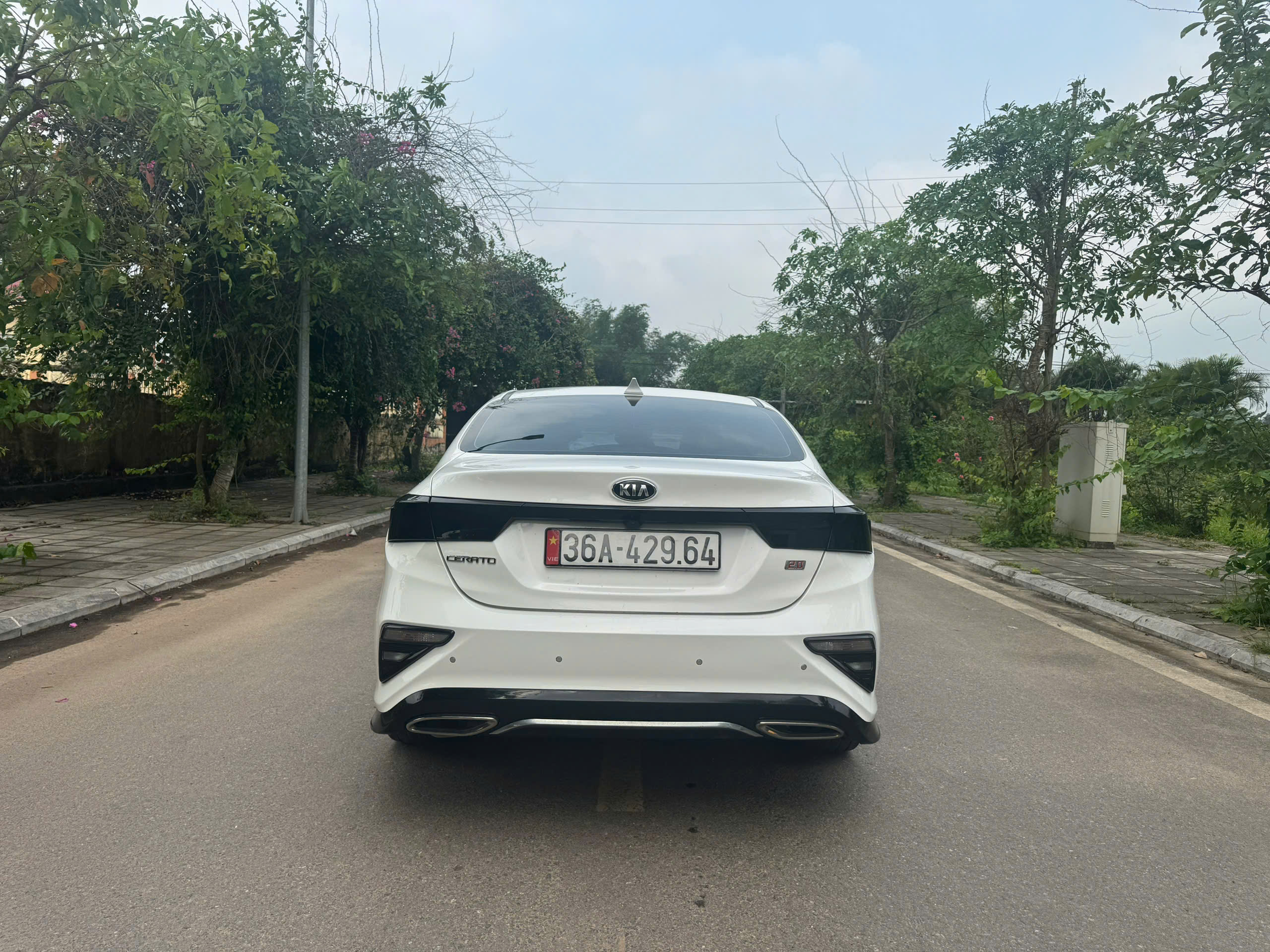 Bán Xe 2019 Bản Premium – Giá Tốt