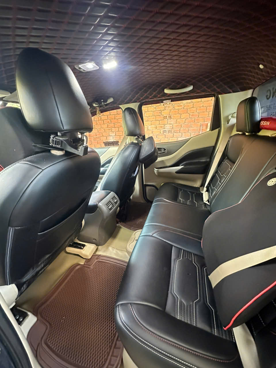 BÁN Nissan Navara 2017 MÁY DẦU – SỐ TỰ ĐỘNG – GIÁ TỐT