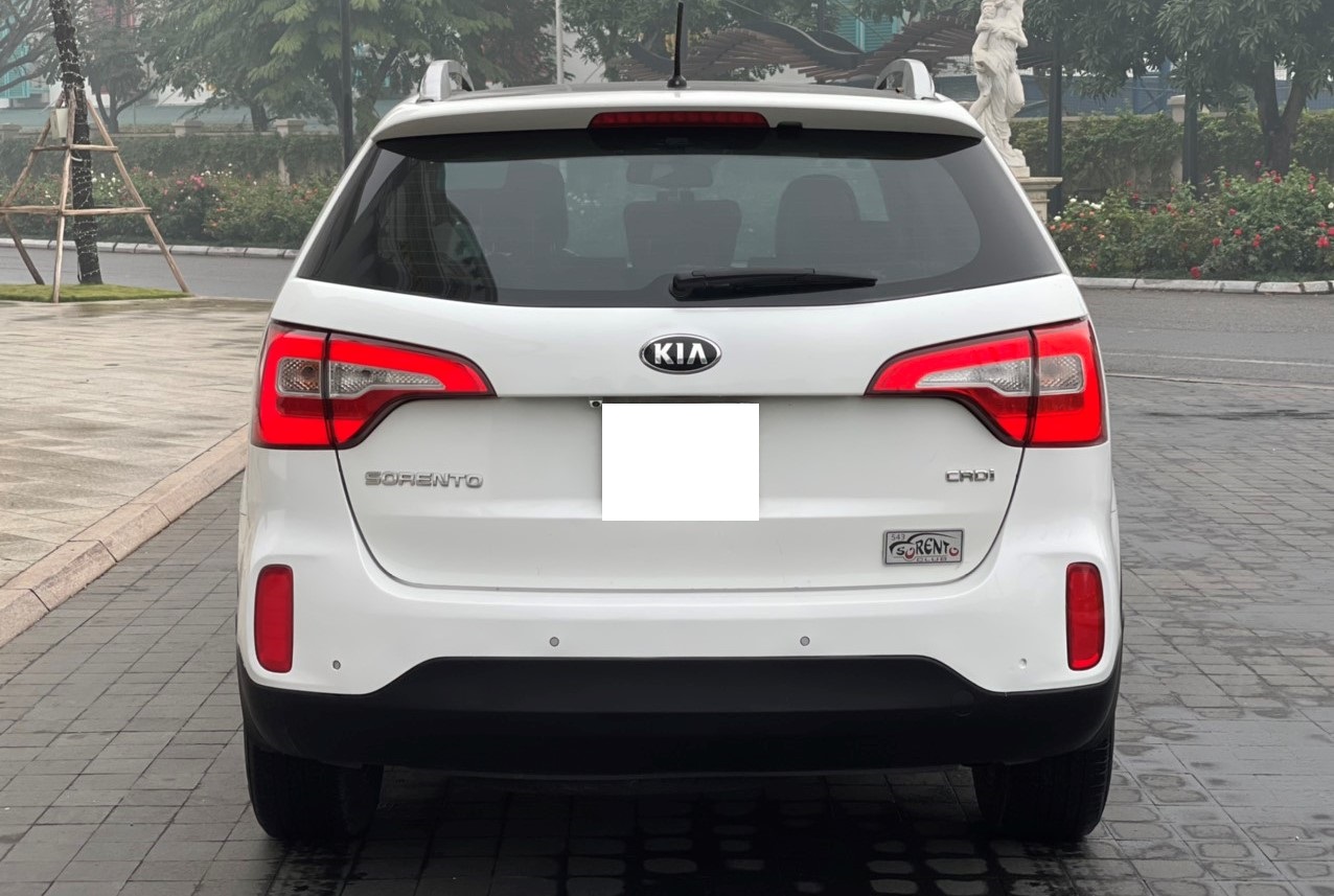 Bán Kia Sorento DATH Full máy dầu sản xuất 2019, màu trắng