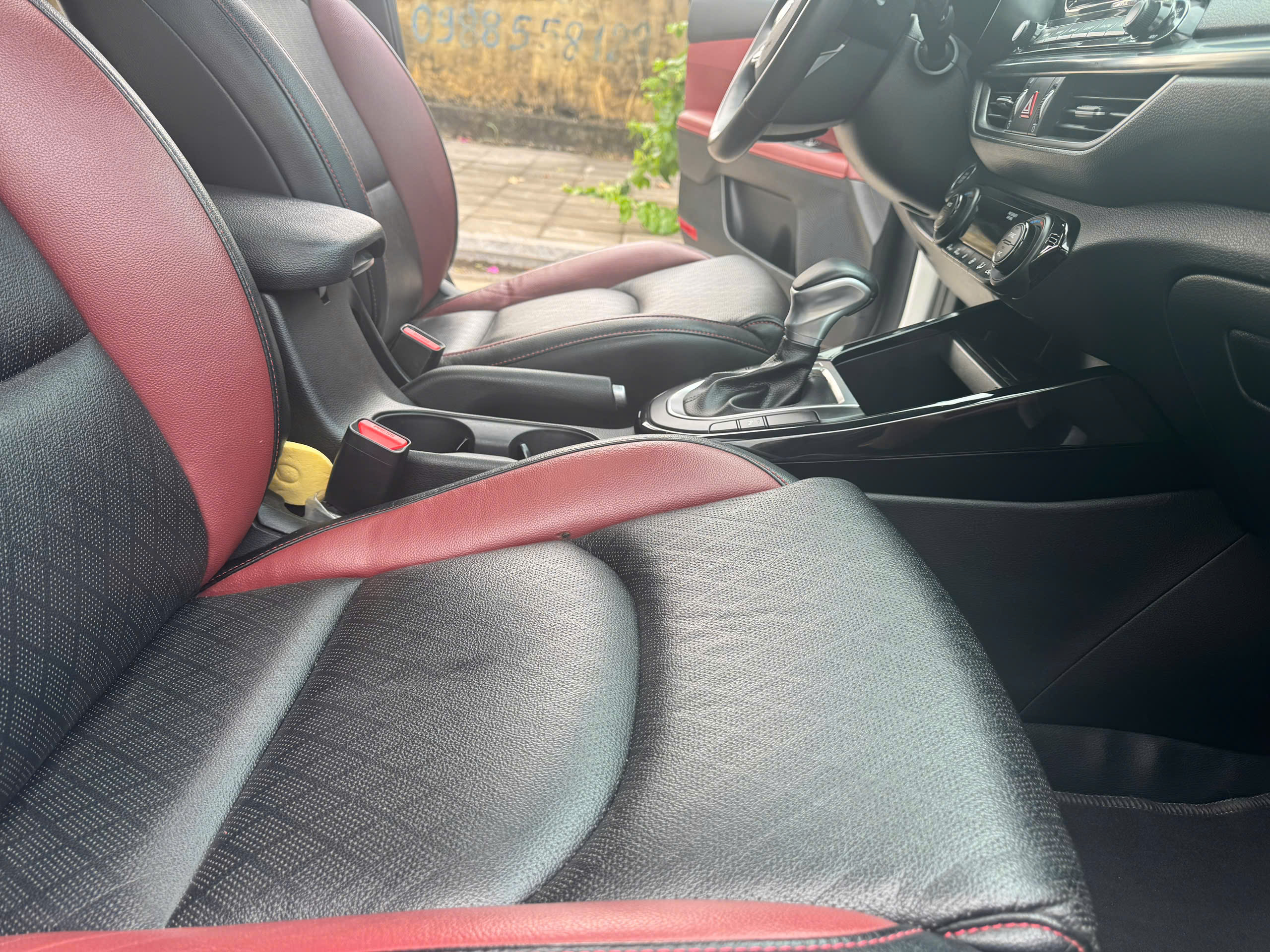 Bán Xe 2019 Bản Premium – Giá Tốt