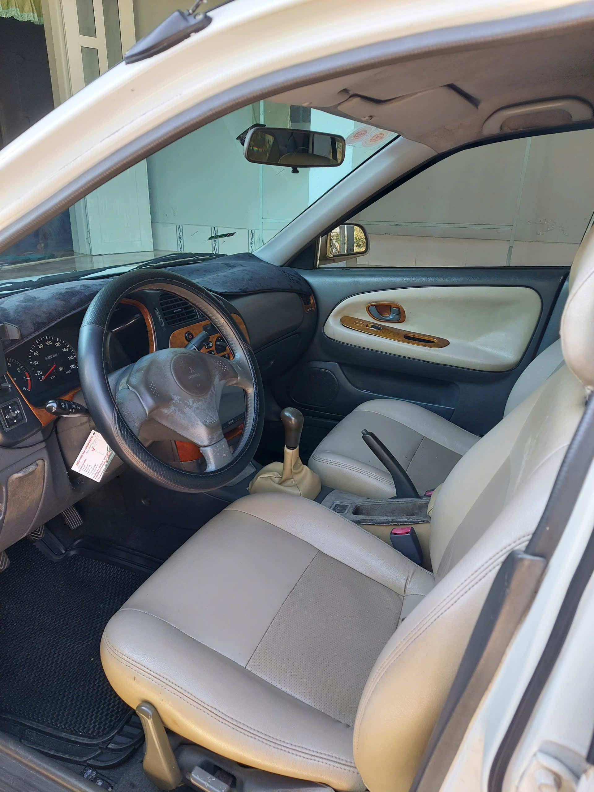 Xe Ngon Giá Mềm - 62 Triệu Có Ngay Xe Che Mưa +Che Nắng - Mitsubishi Lancer 2000