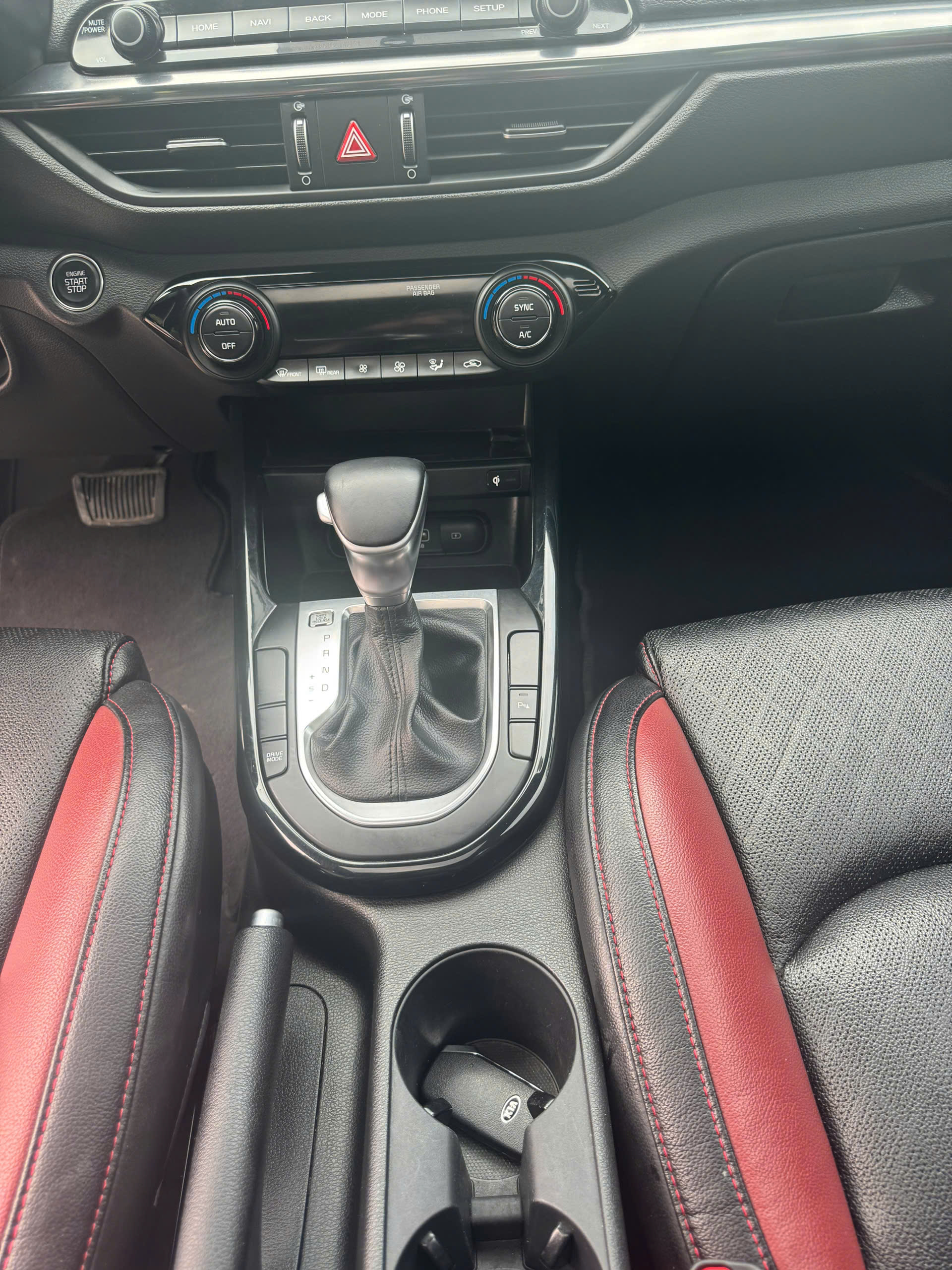 Bán Xe 2019 Bản Premium – Giá Tốt