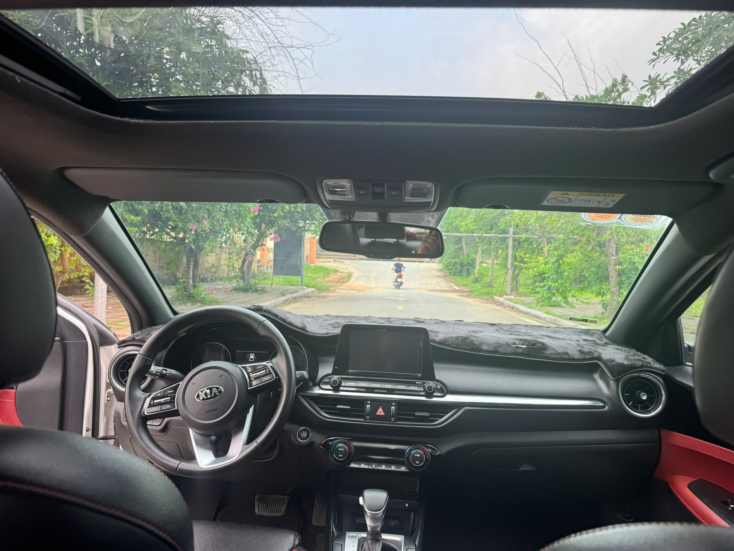 Bán Xe 2019 Bản Premium – Giá Tốt