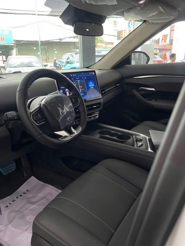 Giá Xe VF7 ECO Tại VinFast Đồng Nai, Có xe Sẵn COC Giao Ngay Đủ Màu, Nhiều ƯU ĐÃi