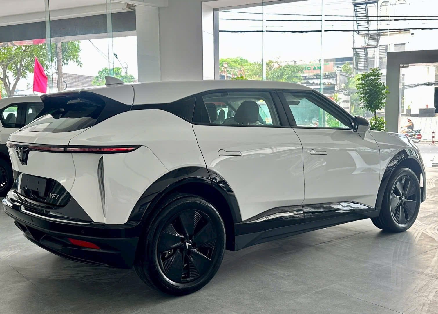 Giá Xe VF7 ECO Tại VinFast Đồng Nai, Có xe Sẵn COC Giao Ngay Đủ Màu, Nhiều ƯU ĐÃi