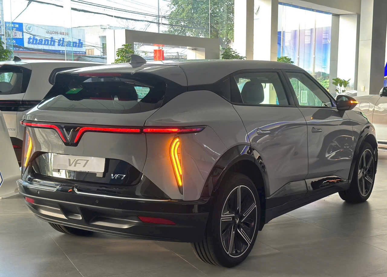 Giá Xe VinFast VF7 PLus Tại Đồng Nai, XE Sẵn COC Giao Ngay Đủ Màu, Nhiều ƯU Đãi