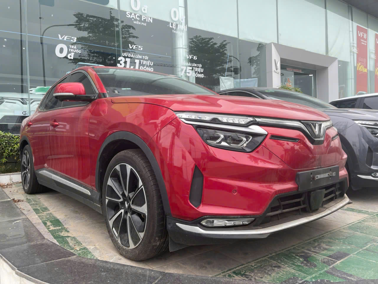 Vinfast Vf 8 Lướt – Ưu Đãi 120tr – Nhận Xe Ngay