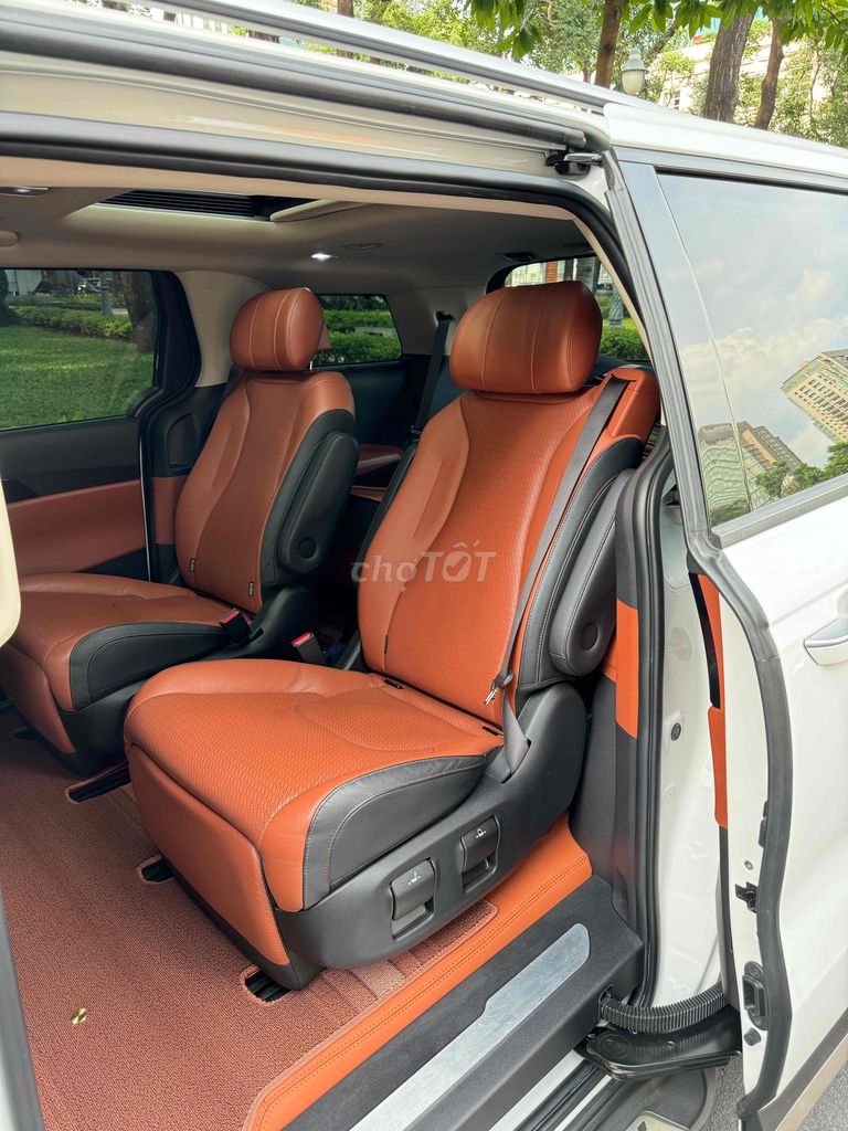 Bán Kia Carnival Signature 2021 – Logo Mới – Trắng Tinh Tế