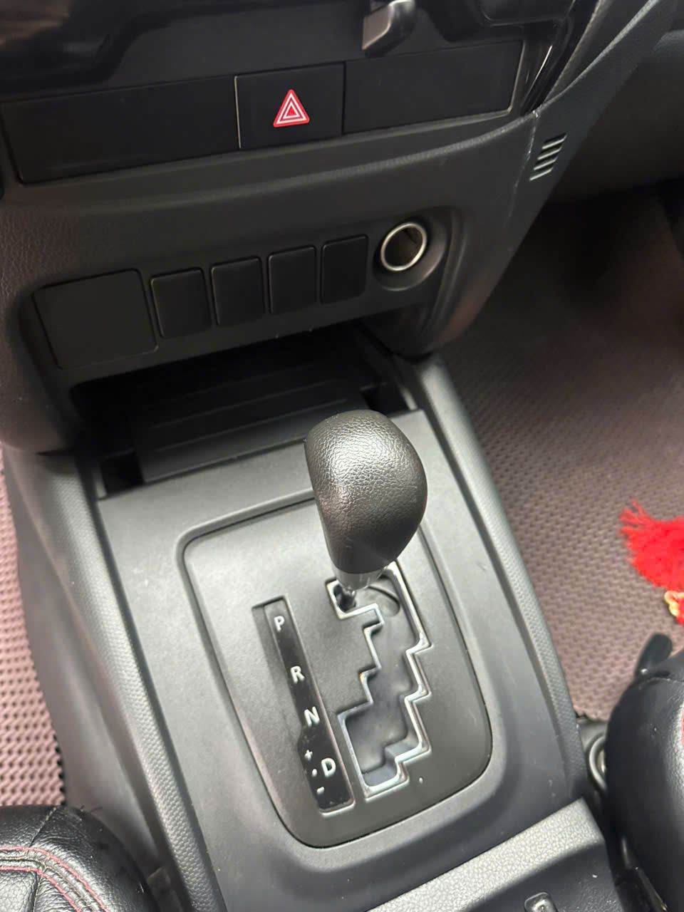 BÁN Mitsubishi Triton 2021 AT 4x2 – MÁY DẦU, GIÁ TỐT.