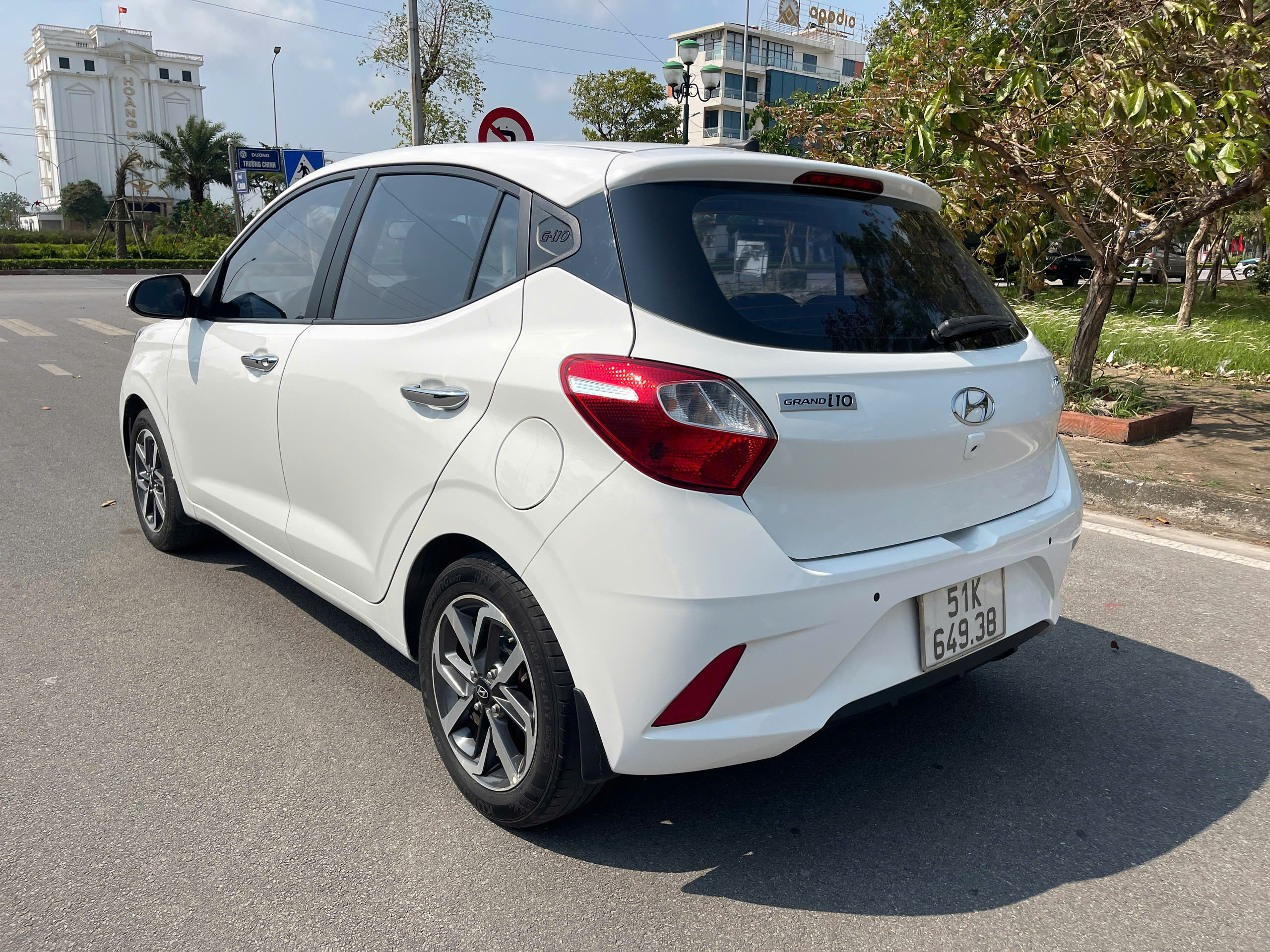 Cần bán i10 2023 at bản đủ 1.2,xe 1 chủ từ đầu