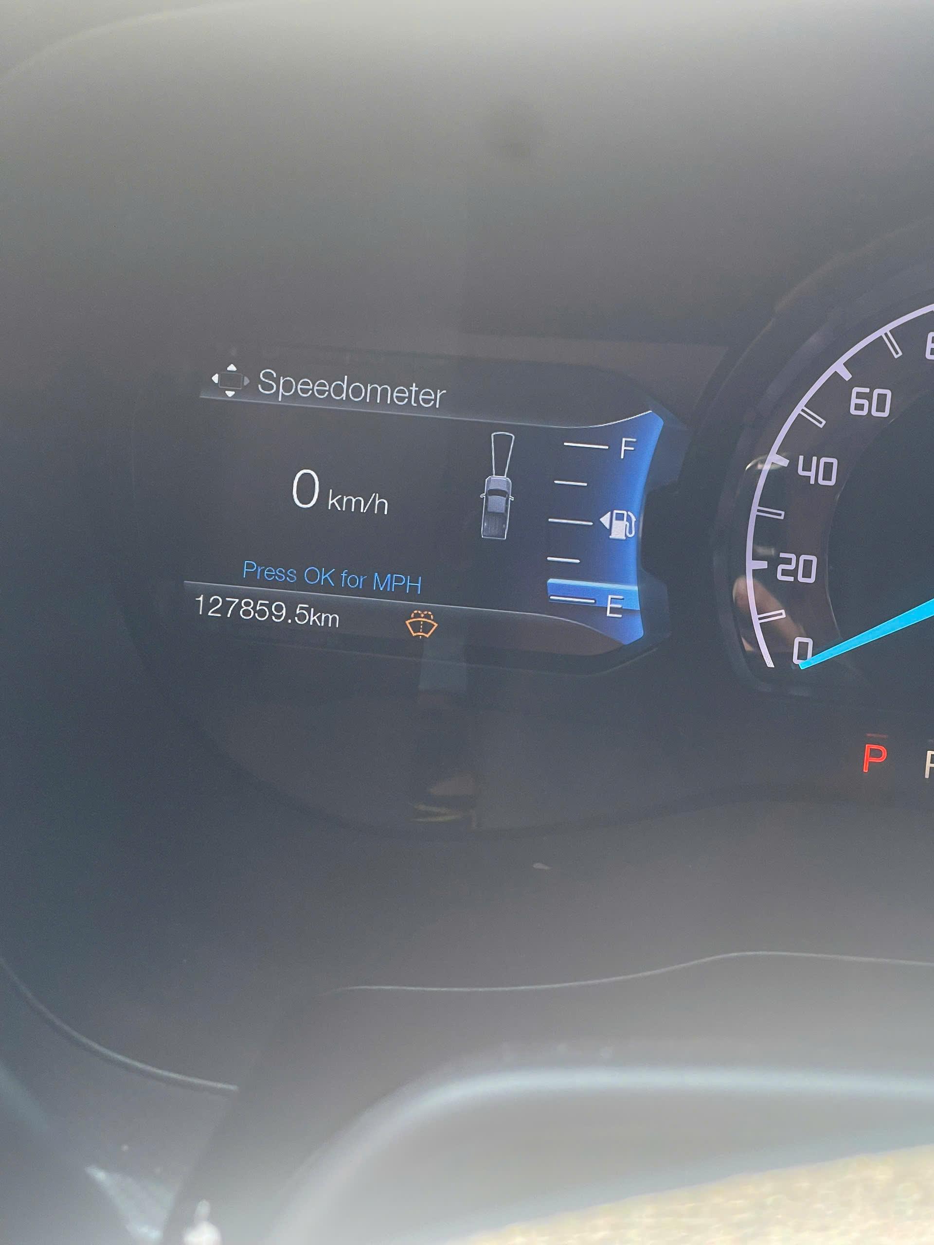 Bán Ford Ranger Wildtrak 3.2 – Cuối 2016 – 4wd – Máy Dầu