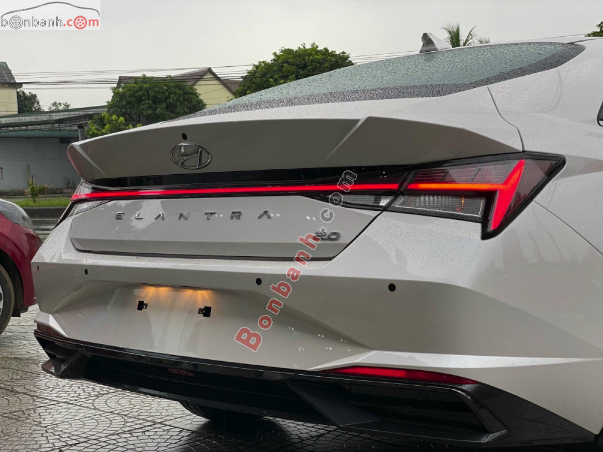 Bán ô tô Hyundai Elantra 2.0 AT Cao cấp - 2026 - xe mới