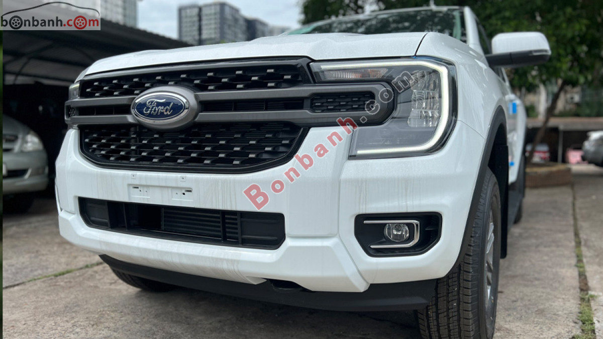 Bán ô tô Ford Ranger XLS 2.0L 4x2 AT - 2026 - xe mới