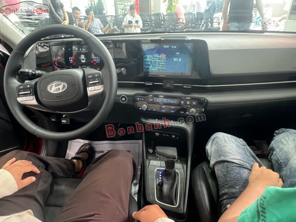 Bán ô tô Hyundai Accent Cao cấp 1.5 AT - 2025 - xe mới