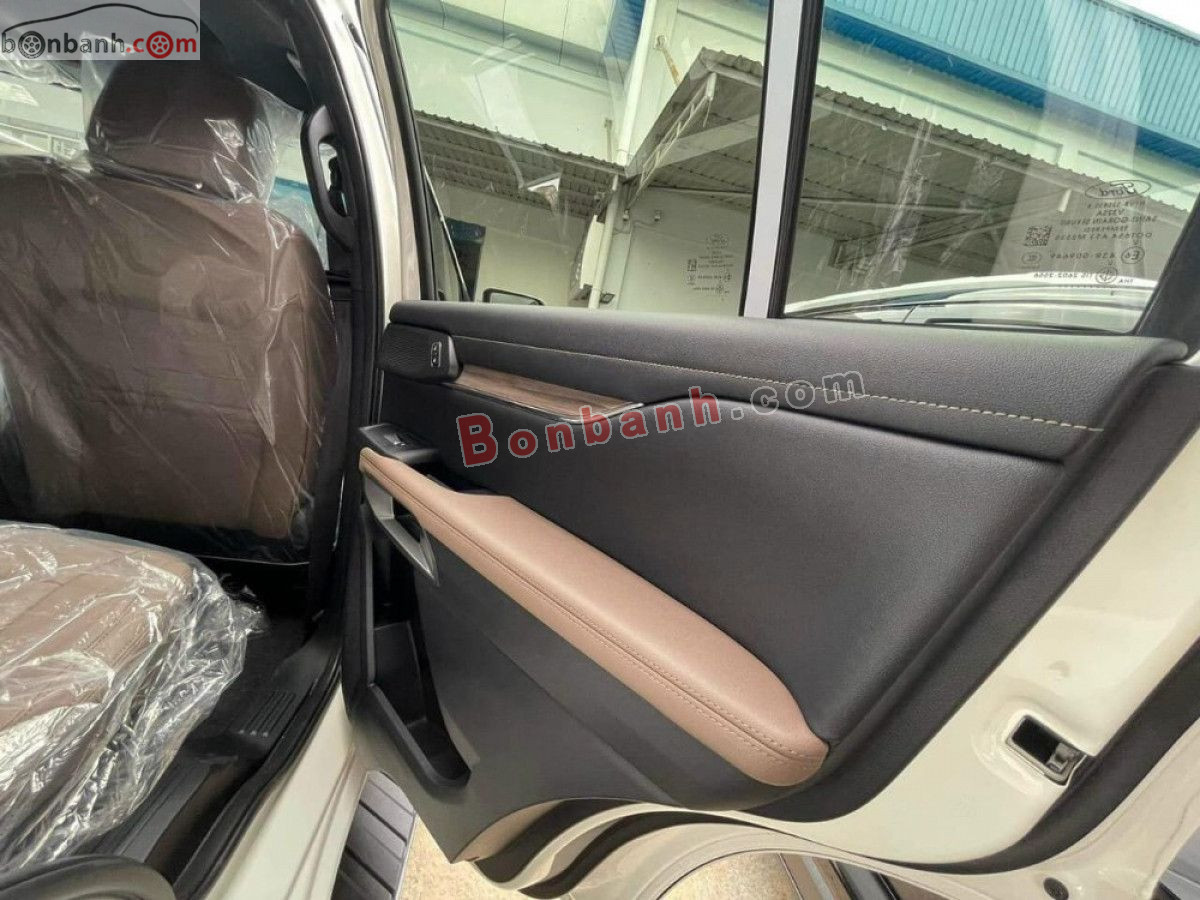 Bán ô tô Ford Everest Titanium 2.0L 4x2 AT - 2026 - xe mới