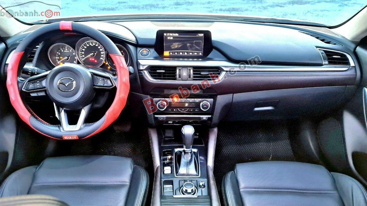 Bán ô tô Mazda 6 2.0 AT - 2018 - xe cũ