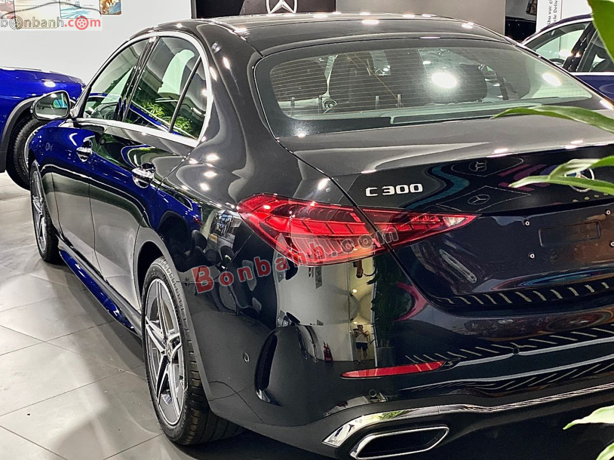 Bán ô tô Mercedes Benz C class C300 AMG - 2025 - xe mới