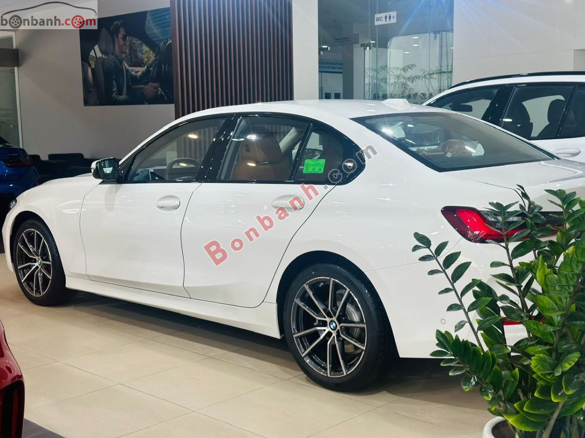 Bán ô tô BMW 3 Series 320i Sport Line - 2026 - xe mới