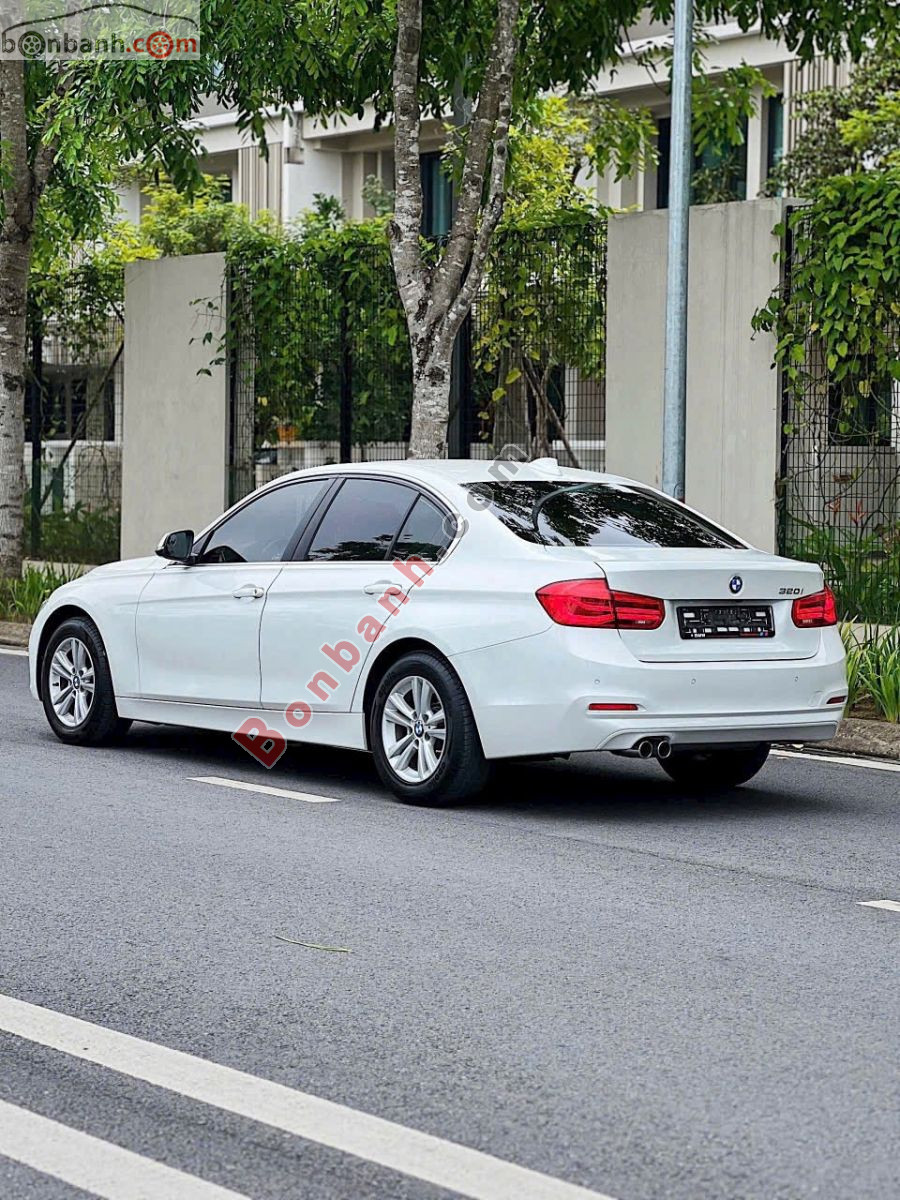 Bán ô tô BMW 3 Series 320i - 2018 - xe cũ