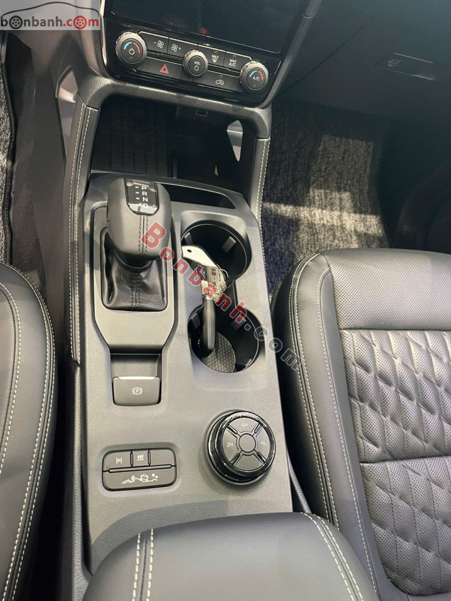 Bán ô tô Ford Everest Platinum 2.0L 4x4 AT - 2026 - xe mới