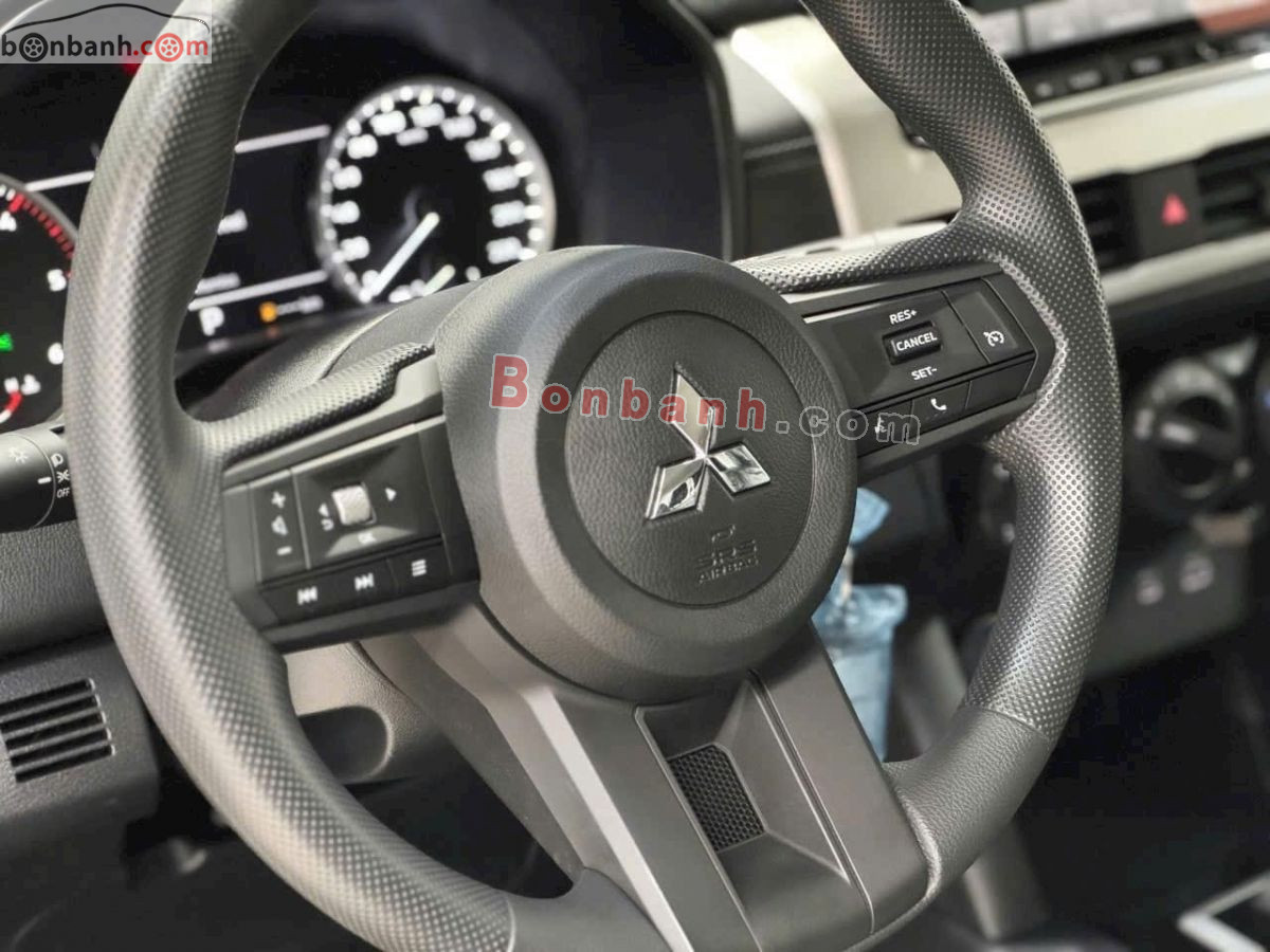 Bán ô tô Mitsubishi Triton GLX 2WD AT - 2026 - xe mới