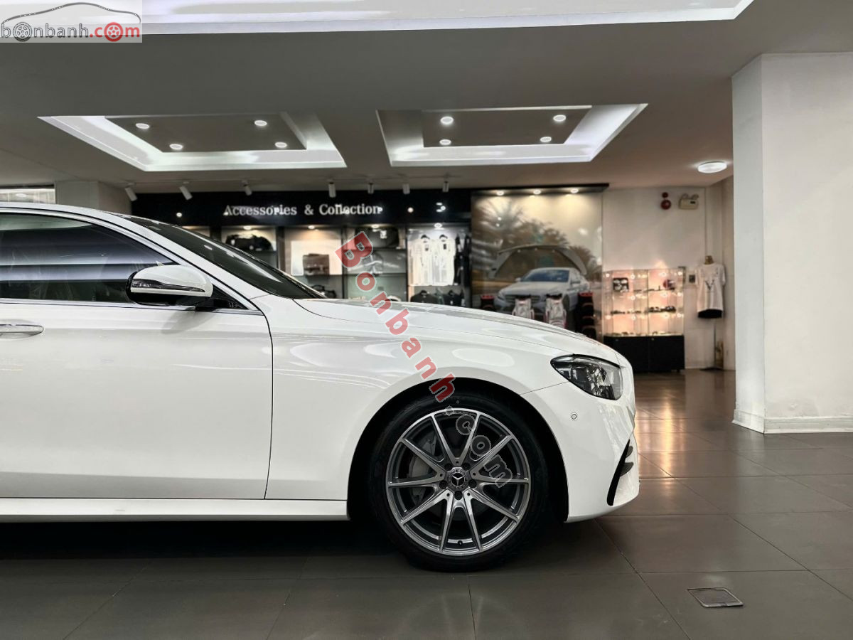 Bán ô tô Mercedes Benz E class E300 AMG - 2025 - xe mới