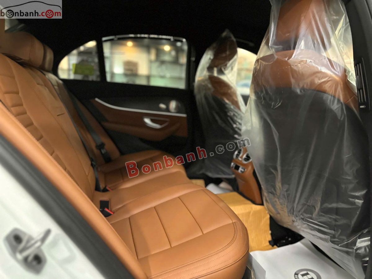 Bán ô tô Mercedes Benz E class E300 AMG - 2025 - xe mới