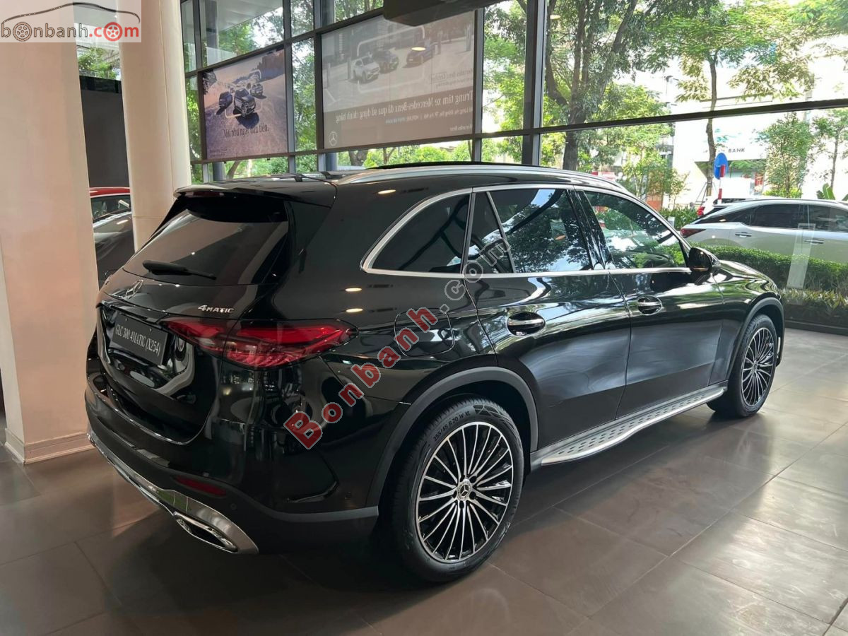 Bán ô tô Mercedes Benz GLC 300 4Matic - 2026 - xe mới