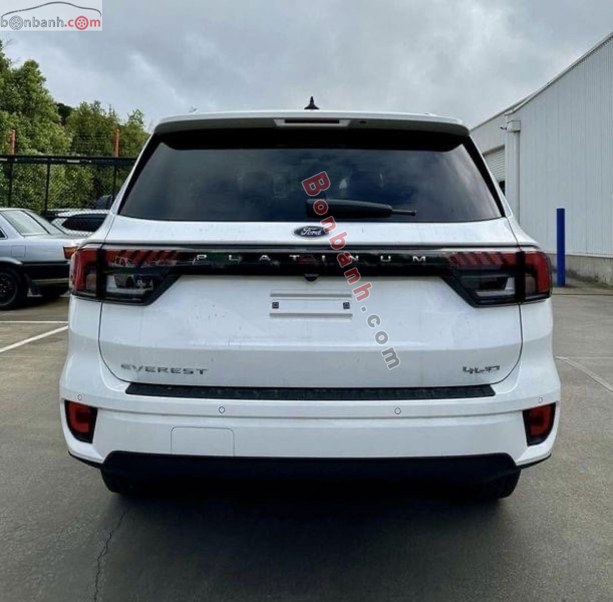 Bán ô tô Ford Everest Platinum 2.0L 4x4 AT - 2026 - xe mới