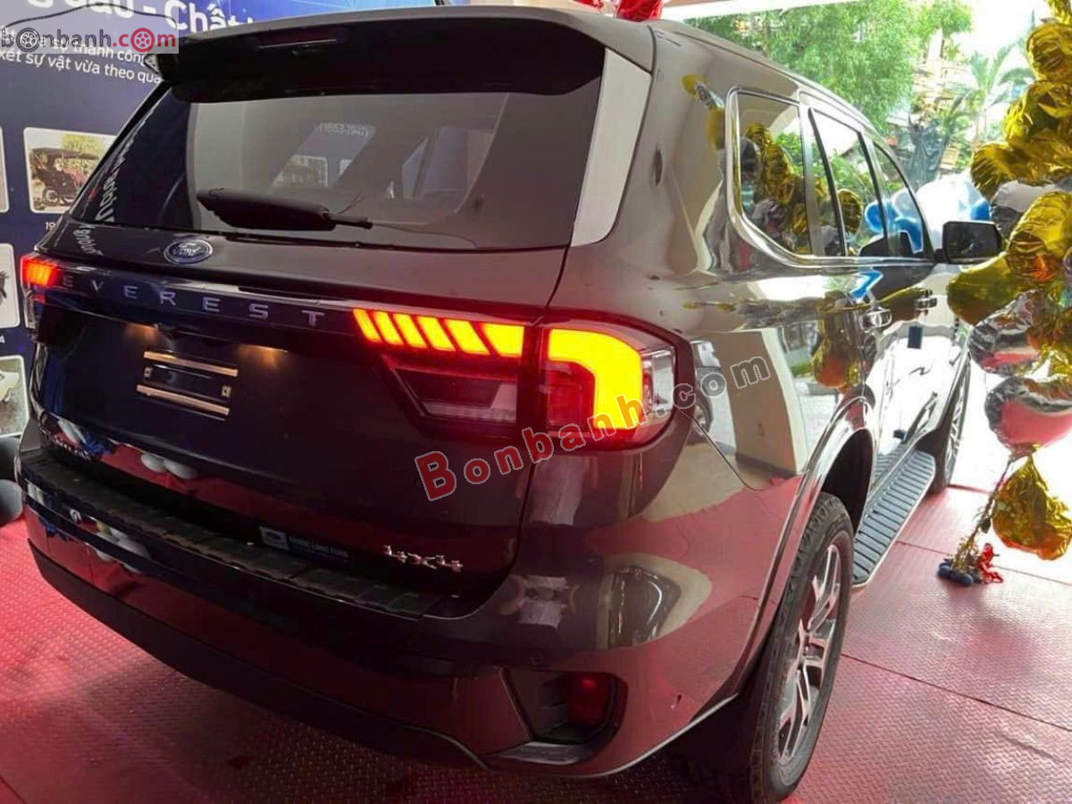 Bán ô tô Ford Everest Titanium Plus 2.0L 4x4 AT - 2026 - xe mới