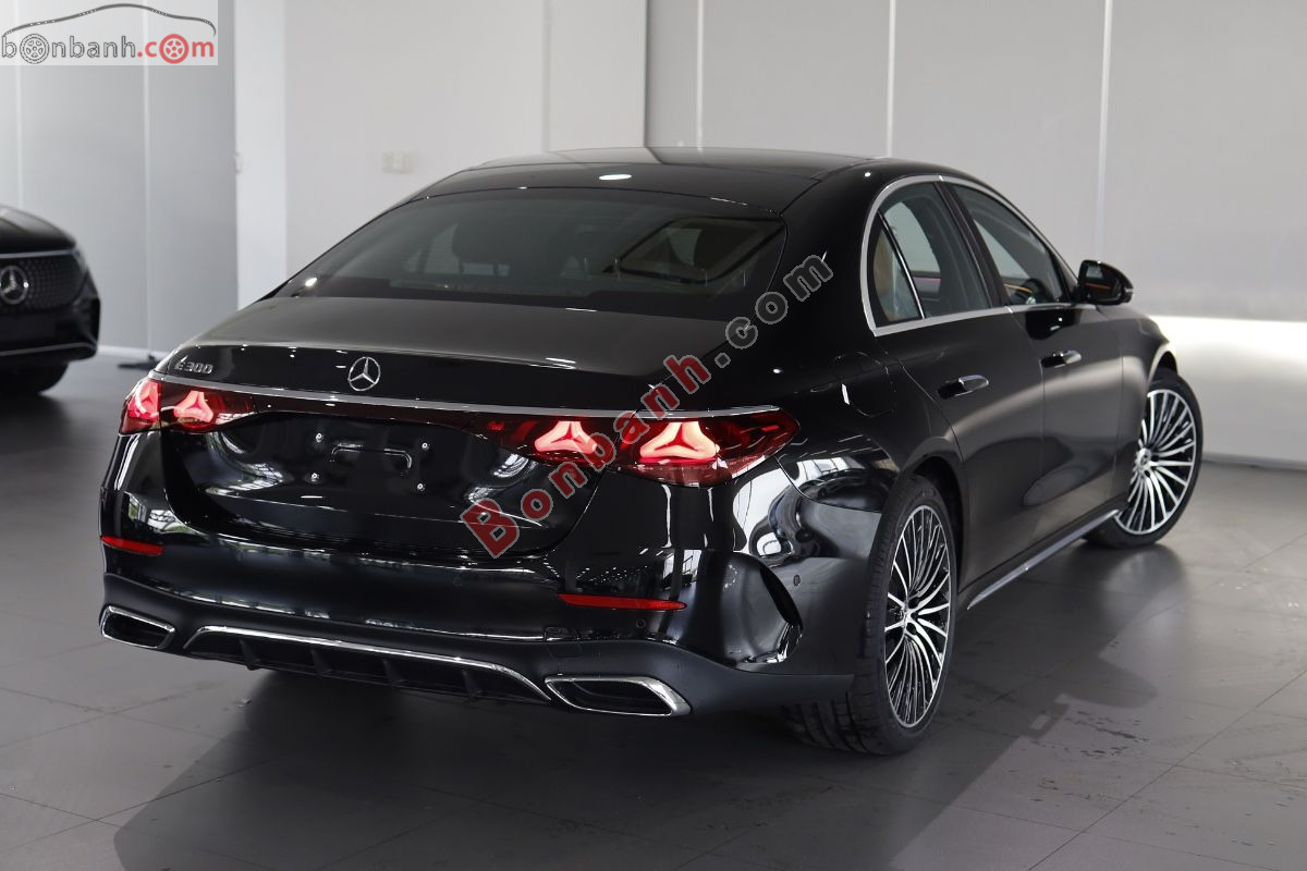 Bán ô tô Mercedes Benz E class E300 AMG - 2025 - xe cũ