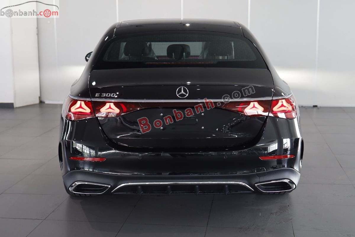 Bán ô tô Mercedes Benz E class E300 AMG - 2025 - xe cũ