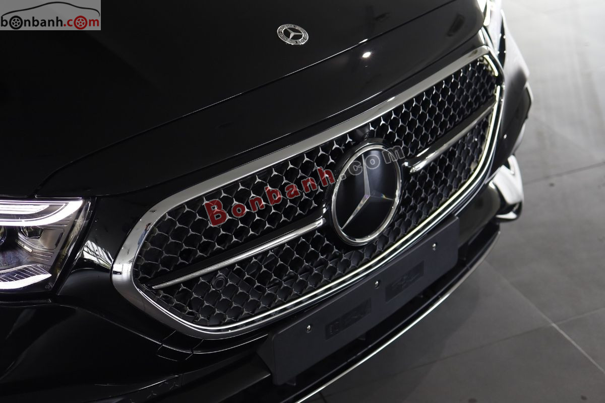 Bán ô tô Mercedes Benz E class E300 AMG - 2025 - xe cũ