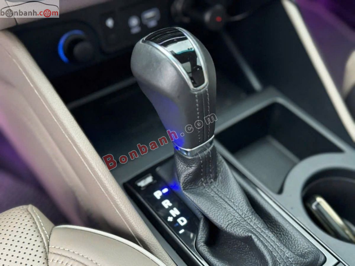 Bán ô tô Hyundai Tucson 2.0 AT Đặc biệt - 2021 - xe cũ