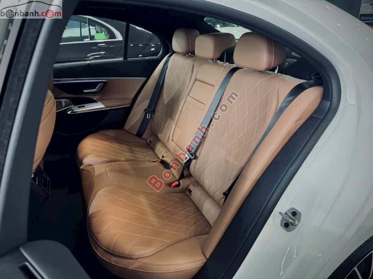 Bán ô tô Mercedes Benz E class E300 AMG - 2026 - xe mới