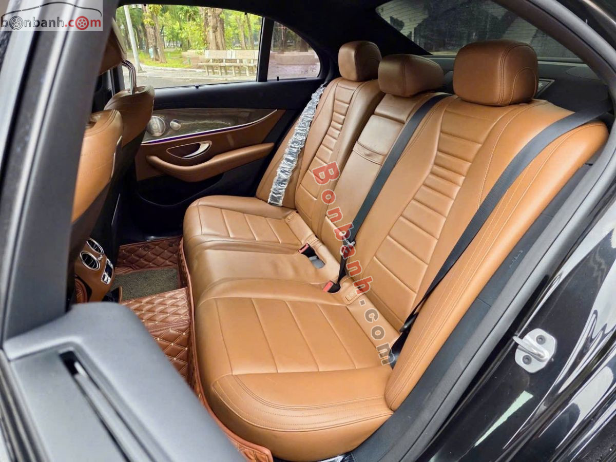 Bán ô tô Mercedes Benz E class E300 AMG - 2020 - xe cũ