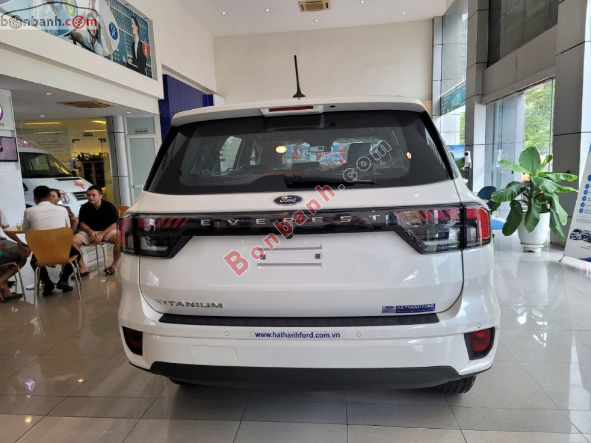 Bán ô tô Ford Everest Titanium 2.0L 4x2 AT - 2026 - xe mới