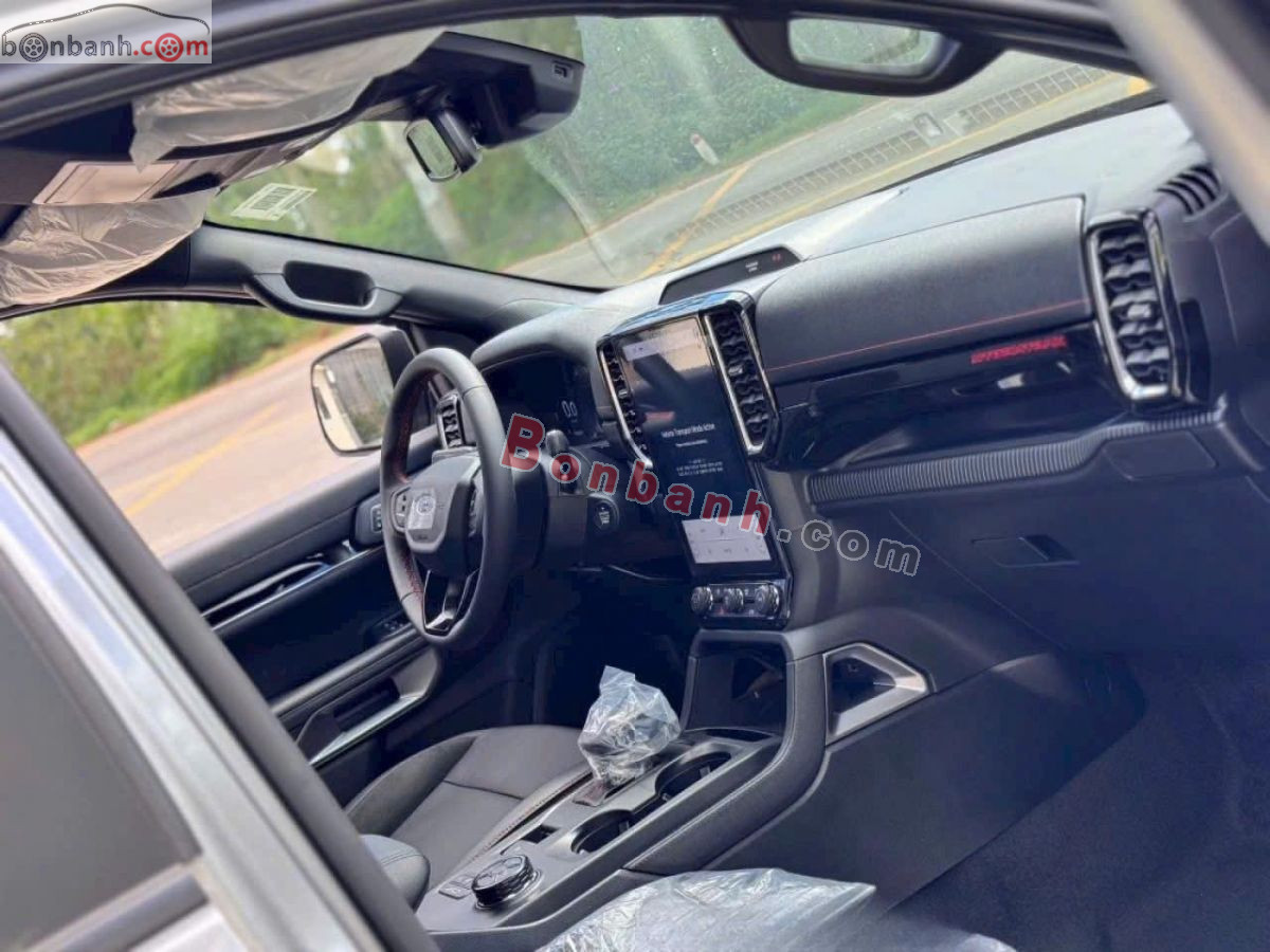 Bán ô tô Ford Ranger Stormtrak 2.0L 4x4 AT - 2025 - xe mới