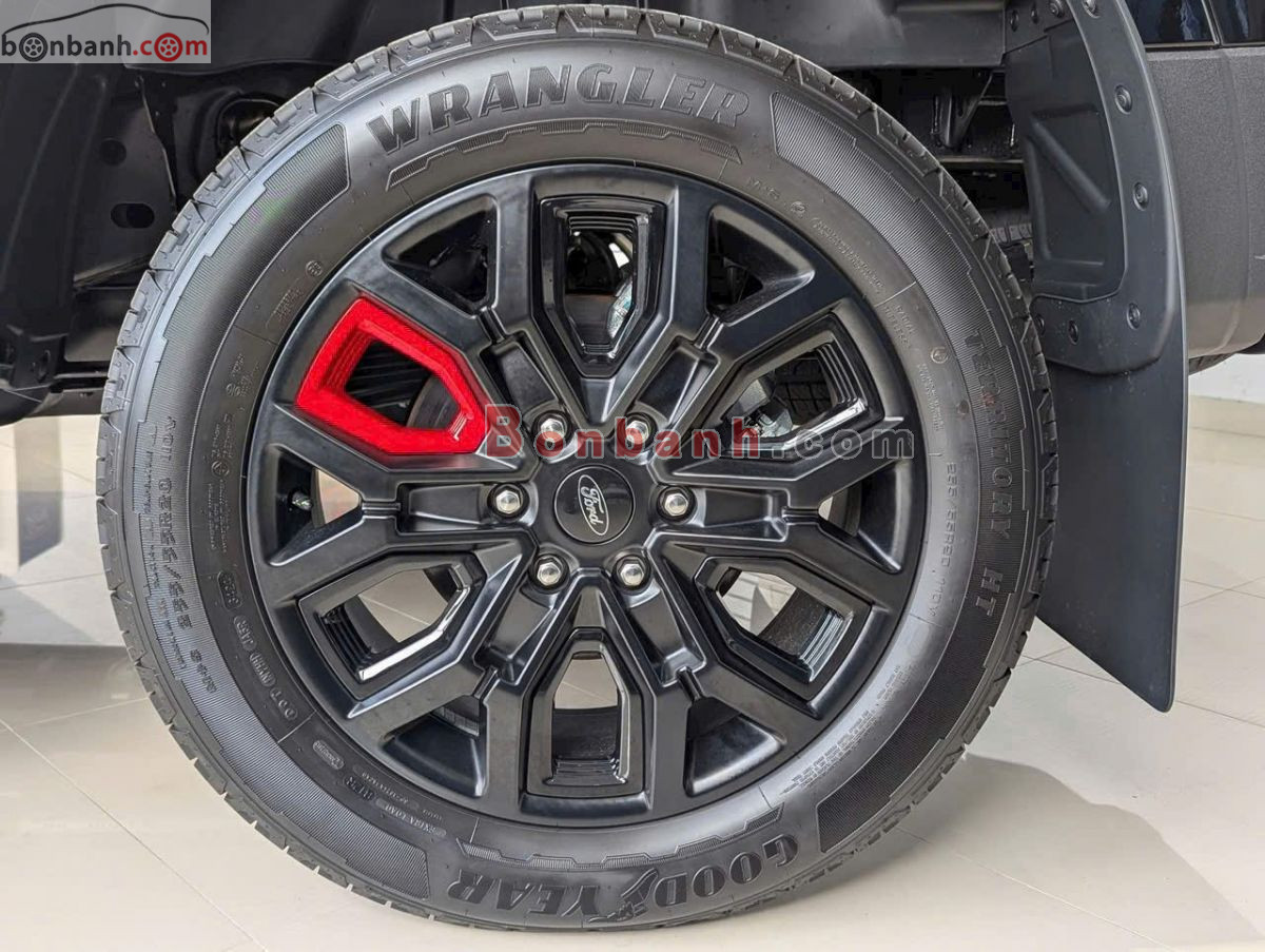 Bán ô tô Ford Ranger Stormtrak 2.0L 4x4 AT - 2025 - xe mới